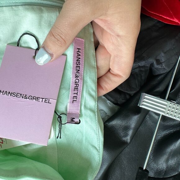 NWT Hansen & Gretel Levi Mini Skirt in Seafoam Sz Medium Ruffle Trim Cinched - Picture 3 of 9